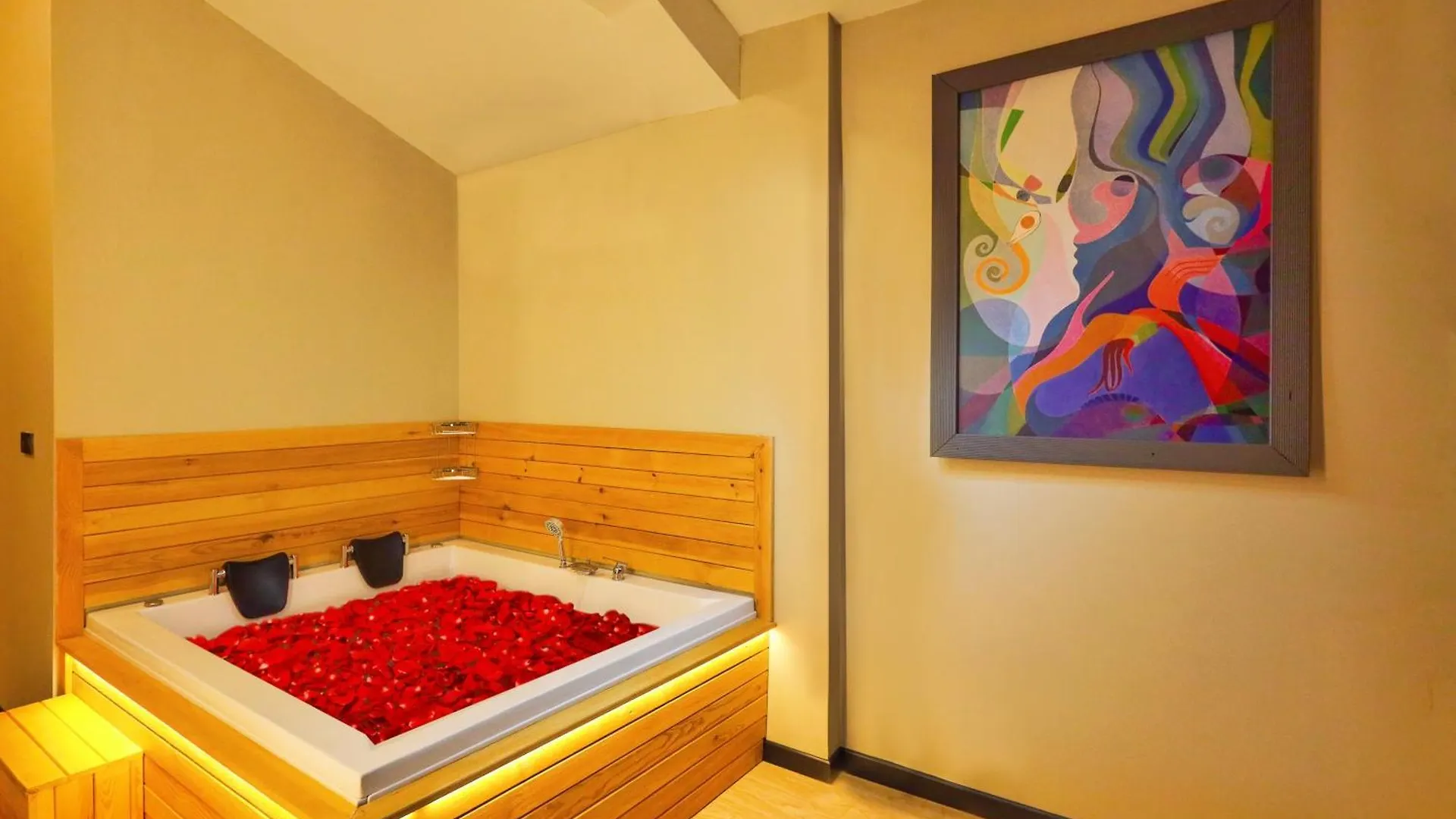 1314 Suite Hotel Istanbul Arnavutkoy